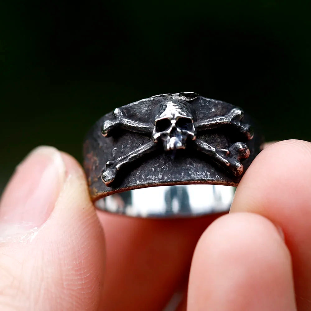 Toxic Calvarium Skull Ring