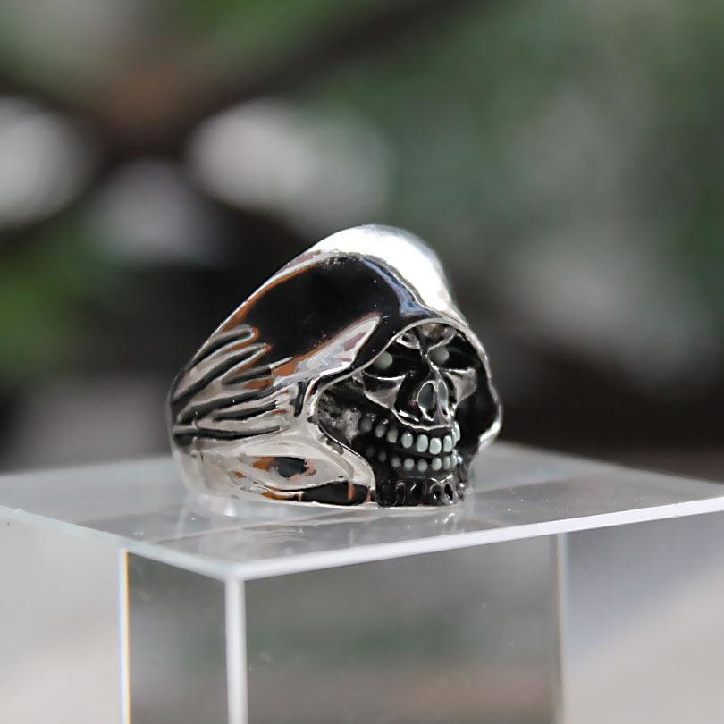 Glowing Skeleton Warrior Ring