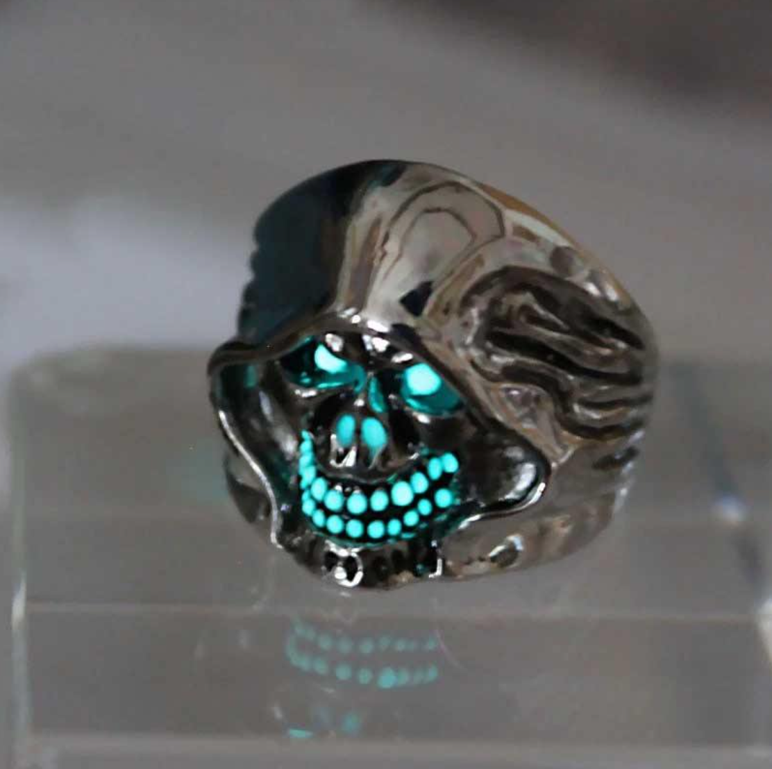 Glowing Skeleton Warrior Ring