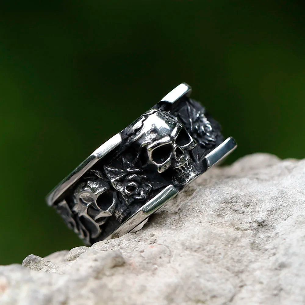 Gothic Skull & Roses Ring