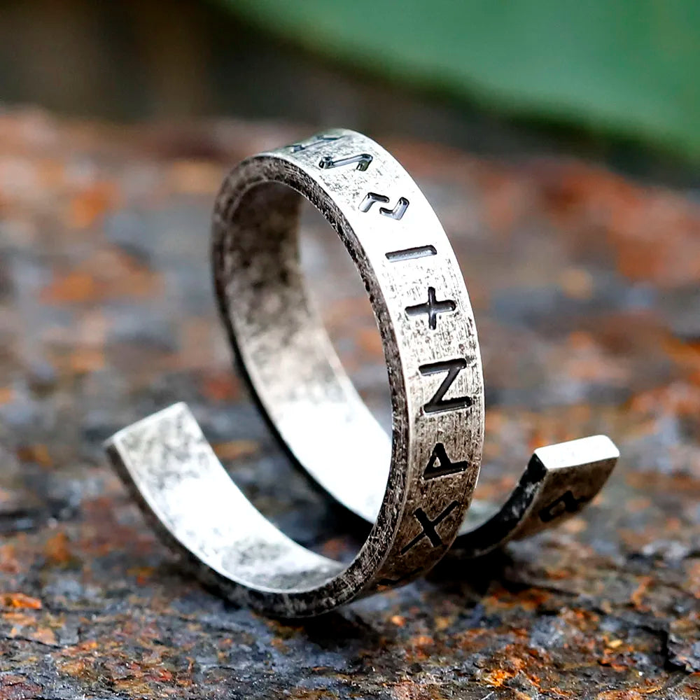 Gothic Viking Rune Rotating Ring