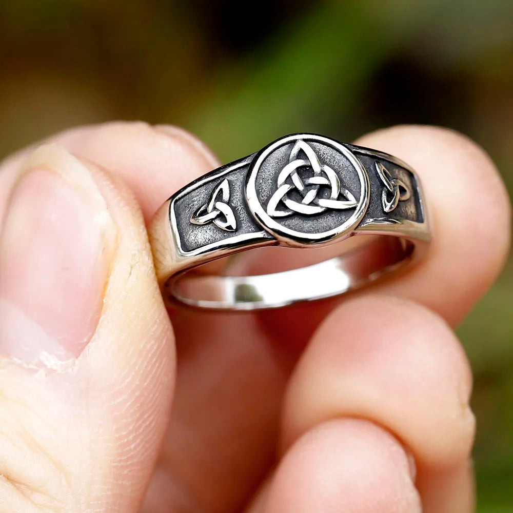 Enchanted Witch Knot Ring